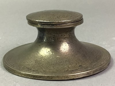 Lot 632 - SILVER DESK INKWELL