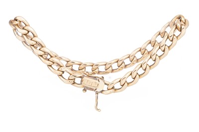 Lot 486 - CURB LINK BRACELET