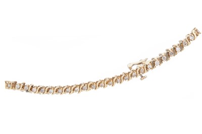 Lot 490 - DIAMOND BRACELET