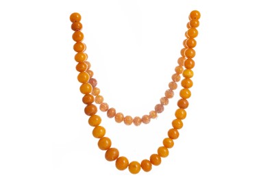 Lot 508 - AMBER NECKLACE