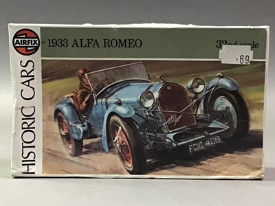 Lot 694 - COLLECTION OF DIE-CAST MODEL VEHICLES