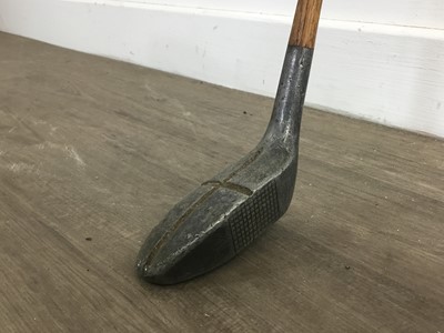 Lot 724 - THE BENNIE NO2 PUTTER