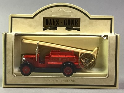 Lot 774 - COLLECTION OF DIE-CAST MODEL VEHICLES