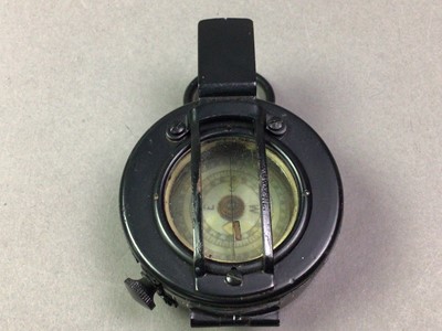 Lot 127 - WWII PRISMATIC COMPASS, MK III