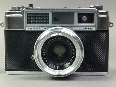 Lot 22 - COLLECTION OF CAMERAS