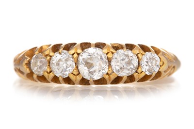 Lot 566 - DIAMOND FIVE STONE RING