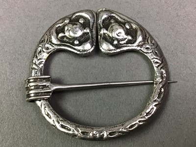 Lot 102 - COLLECTION OF SILVER BROOCHES