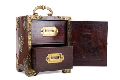 Lot 1135 - CHINESE TABLE CABINET