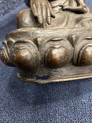 Lot 1140 - CHINESE CAST BRONZE BUDDHA SHAKYAMUNI