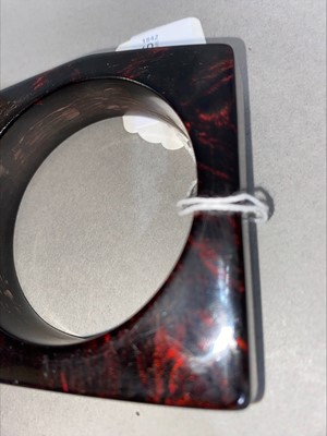 Lot 347 - RARE 'CHERRY STARDUST' AMBER BAKELITE POCKET WATCH STAND