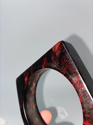 Lot 347 - RARE 'CHERRY STARDUST' AMBER BAKELITE POCKET WATCH STAND