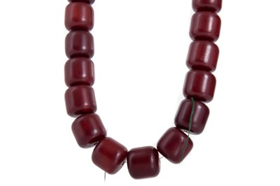 Lot 348 - SET OF CHERRY AMBER BAKELITE NECKLACE