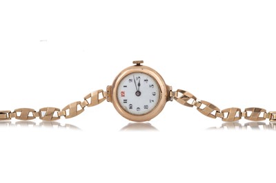 Lot 890 - GOLD WRIST WATCH