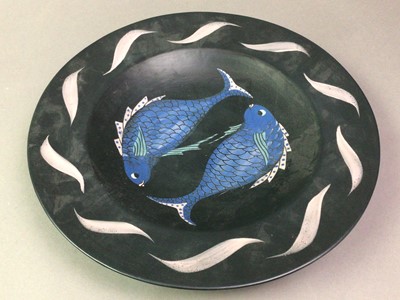 Lot 334 - MARGARET FORDE DECORATIVE PLATE