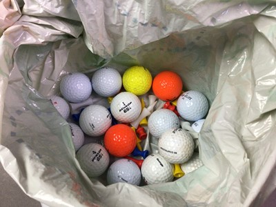 Lot 298 - NOVELTY GOLF CERAMIC JUG