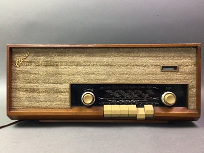 Lot 295 - VINTAGE RADIO