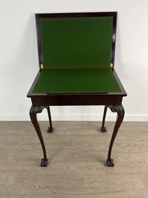 Lot 319 - MAHOGANY FOLD OVER CARD TABLE