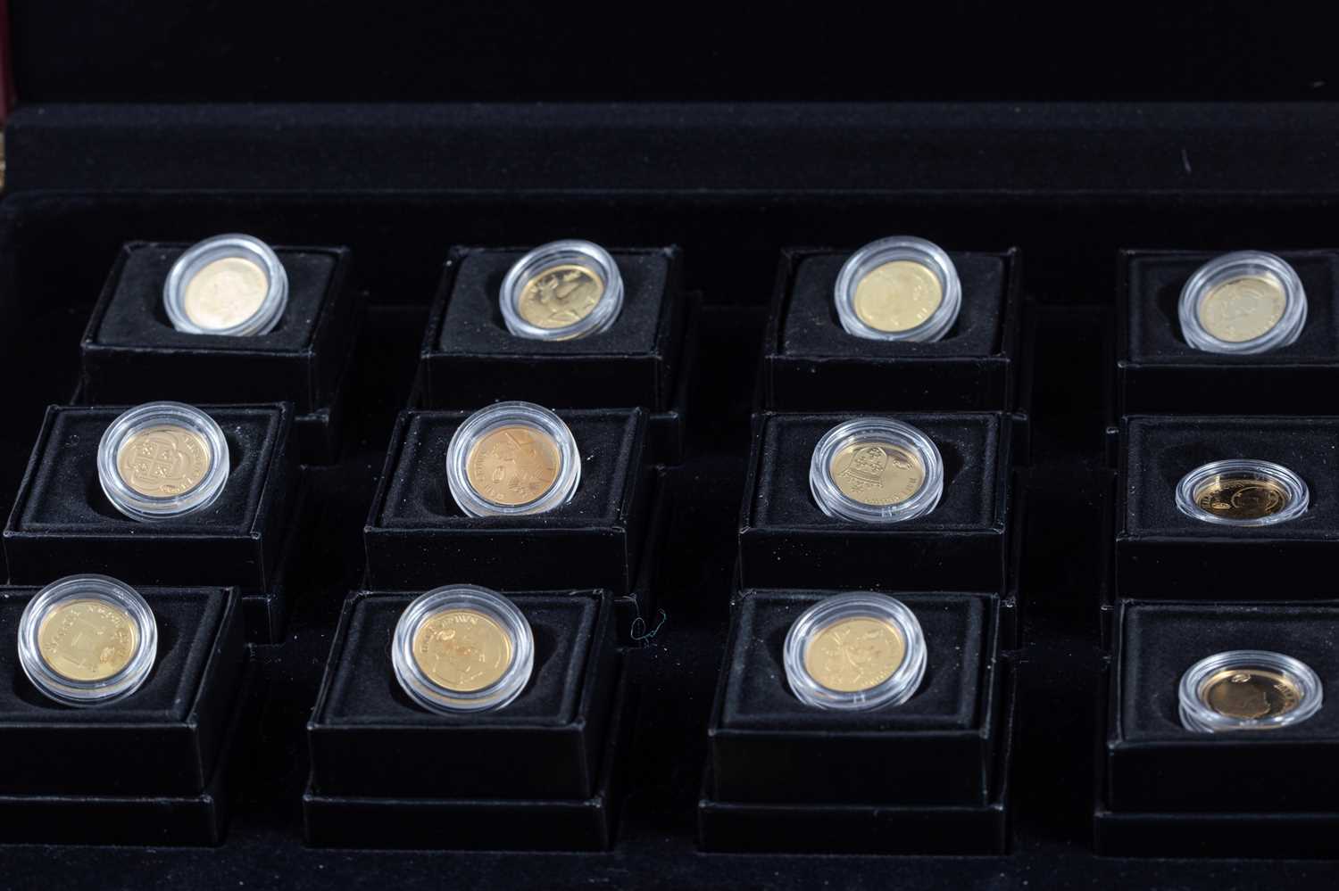 Lot 181 - FABULA AURUM, THE STORY OF GOLD COIN SET