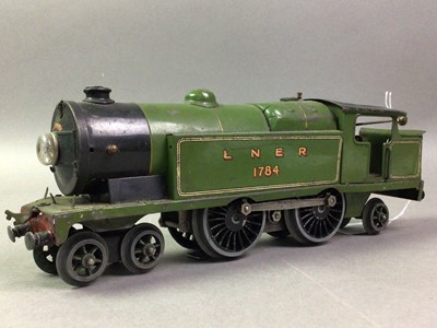 Lot 911 - HORNBY O GAUGE LNER 1784 4-4-2 LOCOMOTIVE