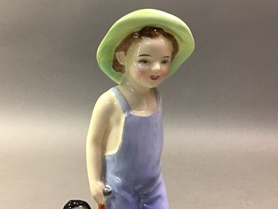 Lot 471 - ROYAL DOULTON AND ROYAL WORCESTER