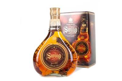 Lot 219 - JOHNNIE WALKER SWING 75CL