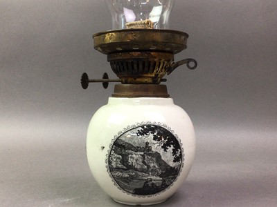 Lot 574 - VICTORIAN OIL LAMP