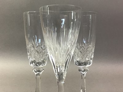 Lot 611 - GROUP OF GLASS WARE