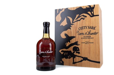 Lot 255 - CUTTY SARK 25 YEAR OLD TAM O' SHANTER