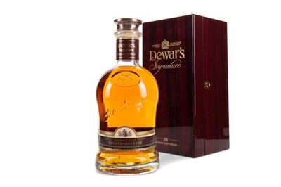 Lot 273 - DEWAR'S SIGNATURE 75CL