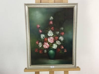 Lot 695 - STILL LIFE OF FLOWERS