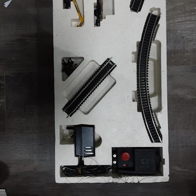 Lot 712 - COLLECTION OF MODEL RAILWAY