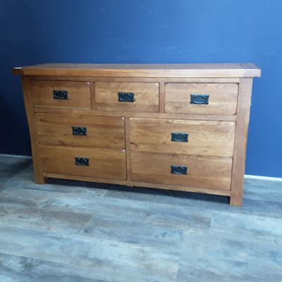 Lot 779 - MODERN OAK CHEST OF DRAWERS