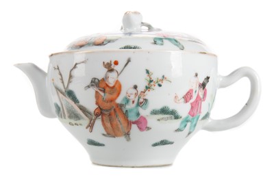 Lot 1153 - CHINESE PORCELAIN TEA POT