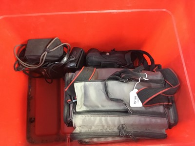 Lot 801 - LARGE COLLECTION OF CAMERAS