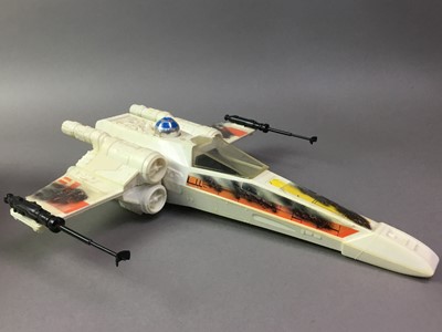Lot 949 - STAR WARS, X-WING FIGHTER VEHICLE BY KENNER