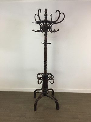 Lot 794 - BENTWOOD CLOAK TREE
