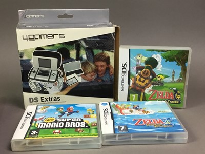 Lot 961 - NINTENDO DS CONSOLE AND GAMES