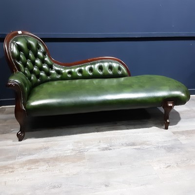 Lot 829 - CHAISE LONGUE