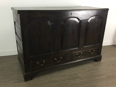 Lot 847 - VICTORIAN OAK BLANKET CHEST