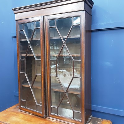 Lot 850 - VICTORIAN BOOKCASE
