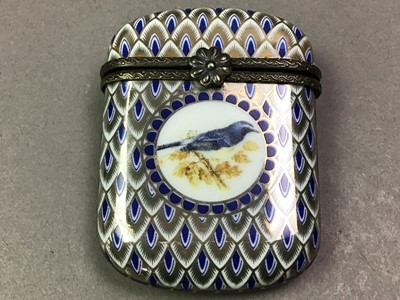 Lot 155A - PAINTED PORCELAIN ETUI/BOX