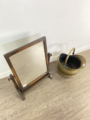Lot 867 - OAK MIRROR ON STAND