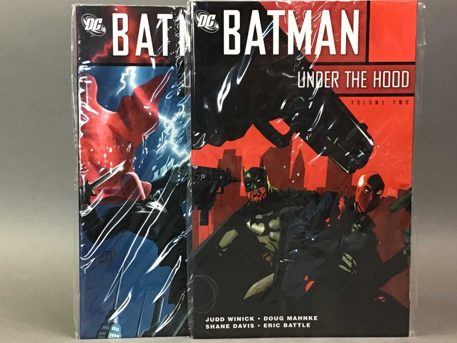 Lot 1 - DC COMICS, COLLECTION OF BATMAN GRAPHIC NOVELS