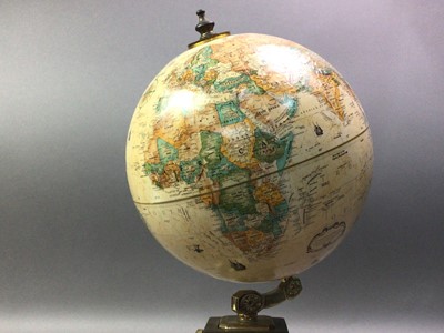 Lot 13 - TERRESTRIAL GLOBE/WEATHER STATION