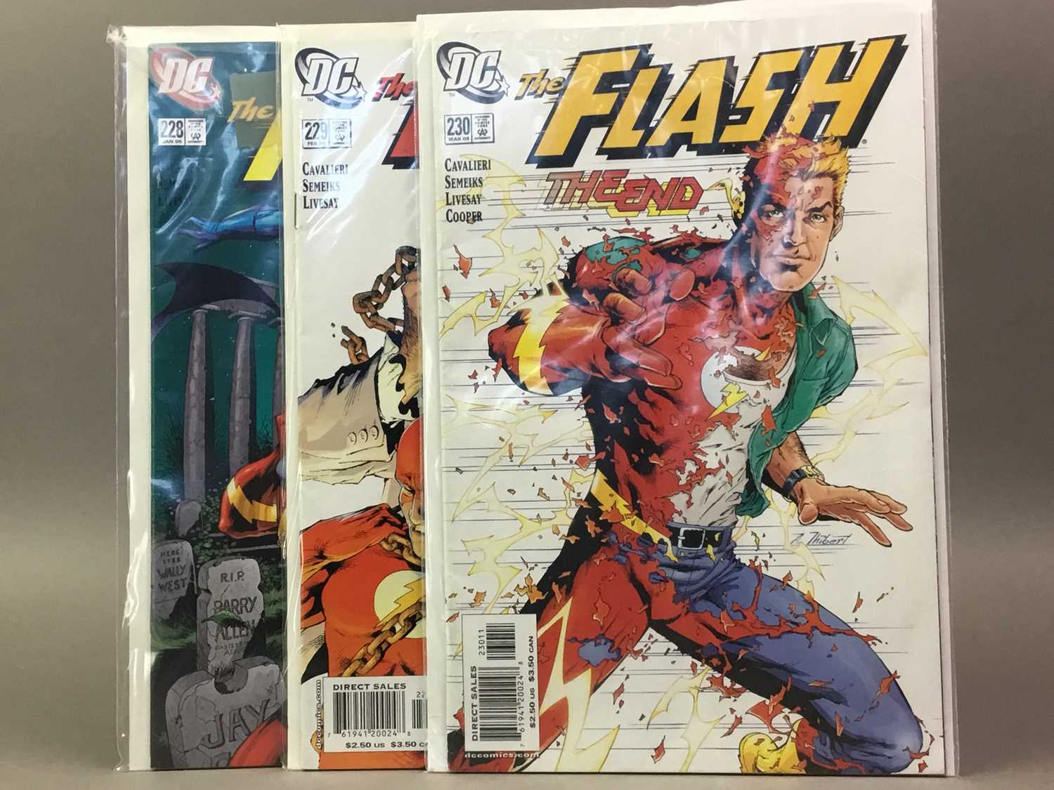Lot 24 - DC COMICS, THE FLASH (1999 ONWARDS)