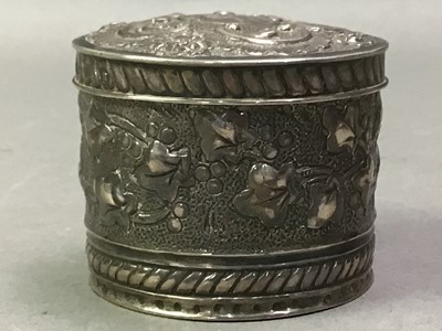 Lot 2 - VICTORIAN SCOTTISH SILVER BOX WITH LID