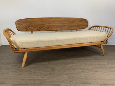 Lot 379 - LUCIAN ERCOLANI (ITALIAN, 1888-1976) FOR ERCOL, MODEL 355 GOLDEN ELM DAY BED