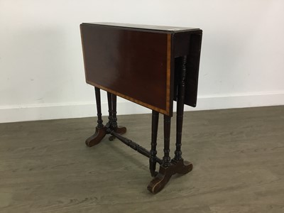 Lot 115 - MAHOGANY SUTHERLAND TABLE