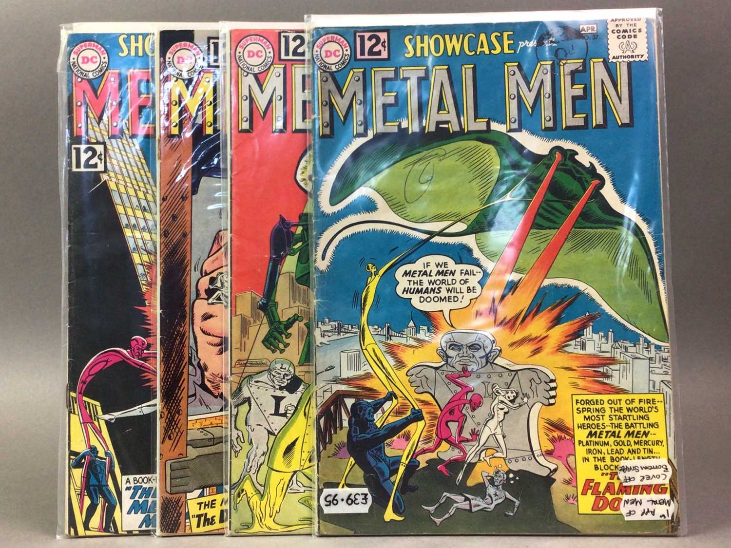 Lot 65 - DC COMICS, SHOWCASE PRESENTS (1962)