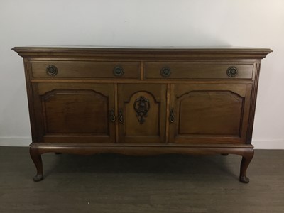 Lot 181 - MAHOGANY SIDEBOARD